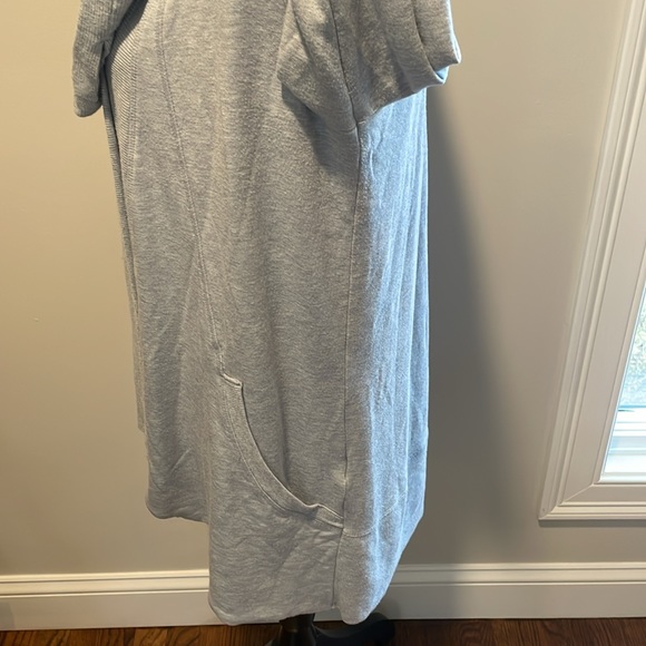 Athleta Cardigan Medium - Picture 3 of 6